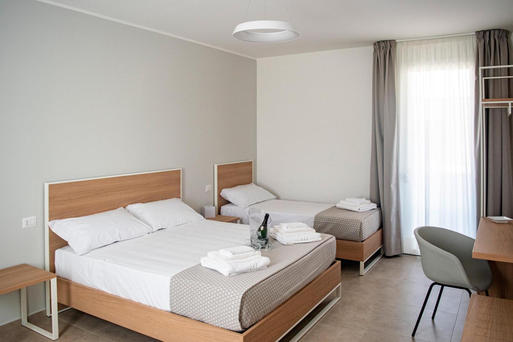 Ferrari Rooms & Apartments Porto Cesareo Kültér fotó